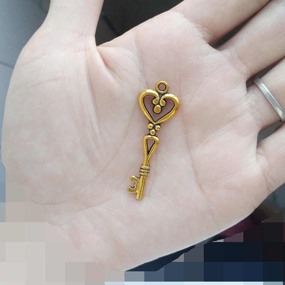 40 stuks gouden sleutels bedel - Women'S Accessories Manufacturers recensie en prijs